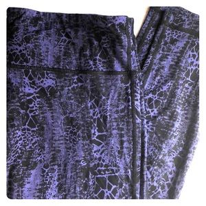 Kirkland Active Womens workout pants small/med